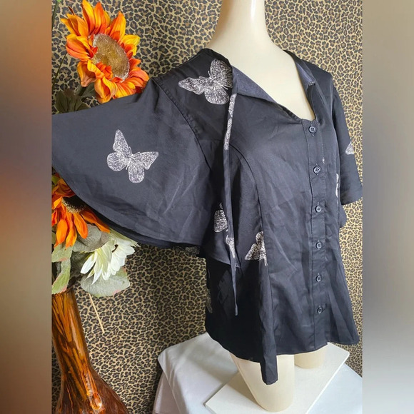 🦋B2G1🦋UNIQUE VINTAGE 1940’s Black Butterfly Print Cecilia Blouse NWT | MED | - Picture 6 of 9